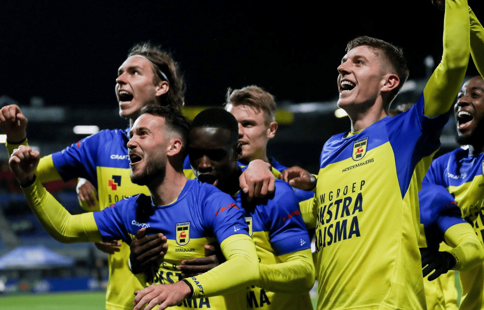 拉齐奥国际比赛日状态回暖，志在亚冠名次提升，赛场秩序良好，更衣室氛围转暖